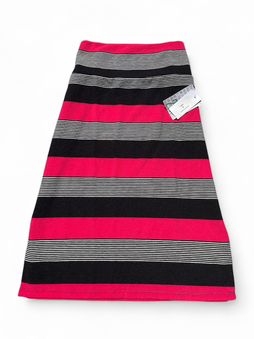 3/$30 LuLaRoe Pink, Black & White Striped ‘Cassie’ Skirt
